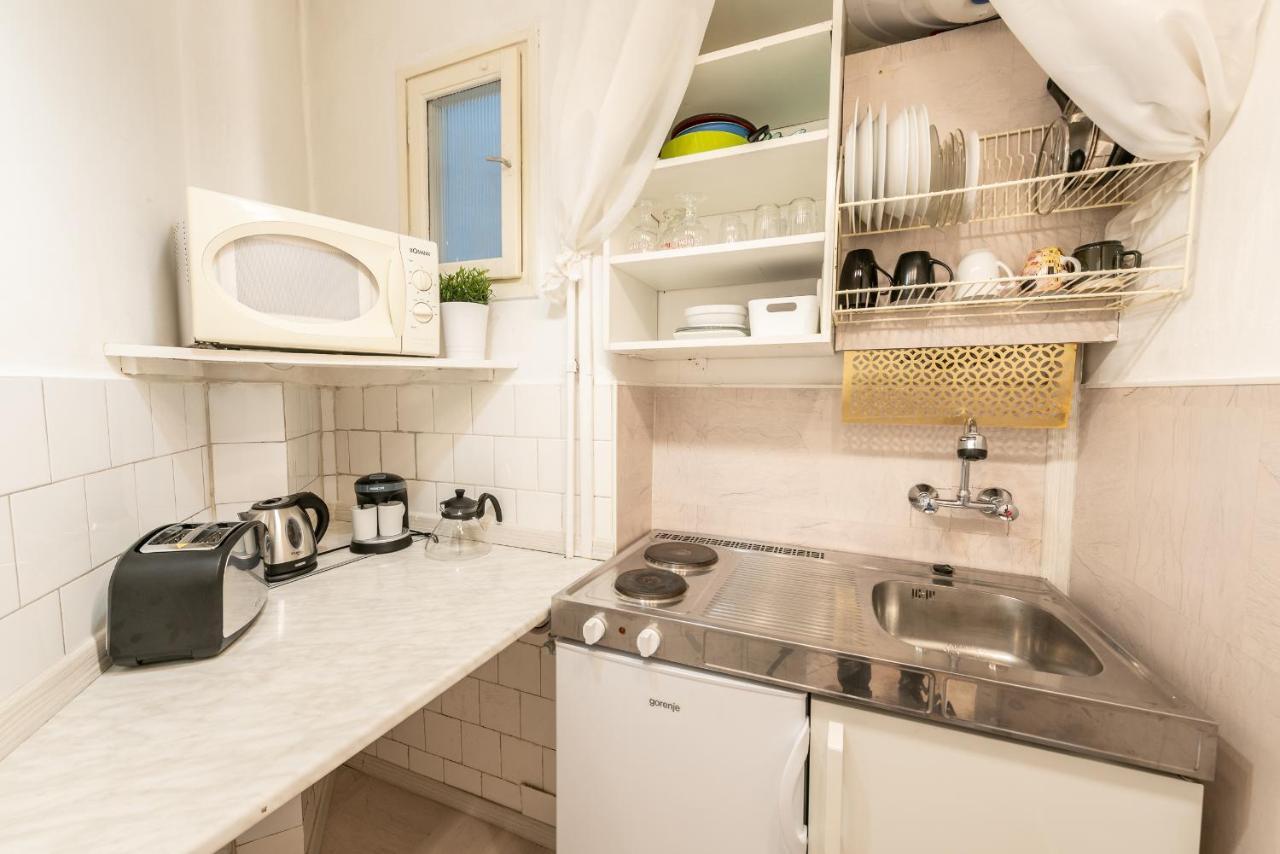 Vintage Elegance Mostcentralapt !Vaci Street! Будапеща Екстериор снимка